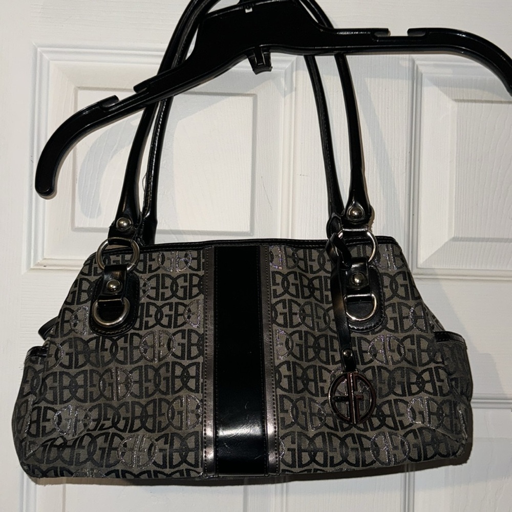 3/$30 Vintage Giani Bernini Bag